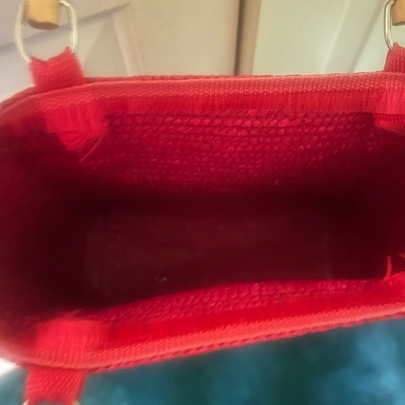 Raspberry Woven Handbag with Bamboo Handles - Picture 2 of 4